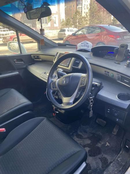 Honda Freed 2011, фото 2