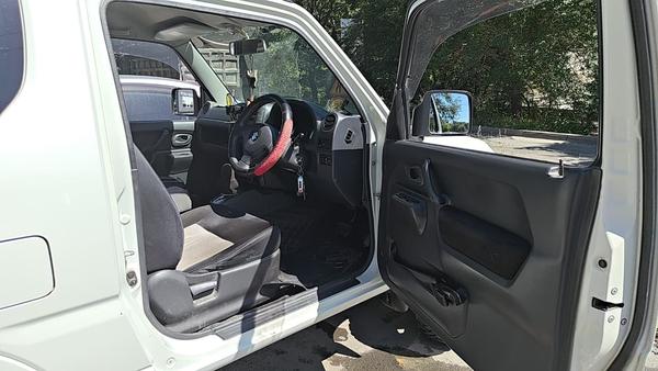 Suzuki Jimny 2008, фото 5