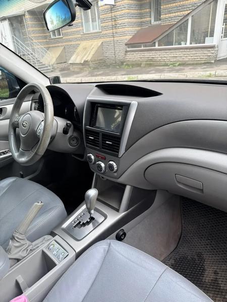Subaru Forester 2008, фото 2