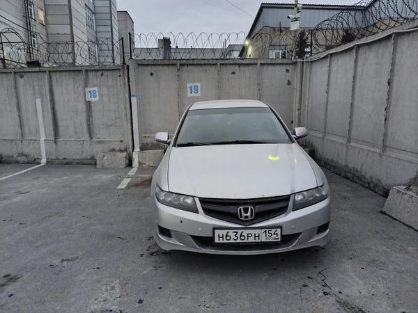 Honda Accord 2006, фото 3