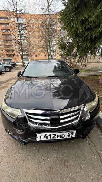 Honda Accord 2011, фото 2