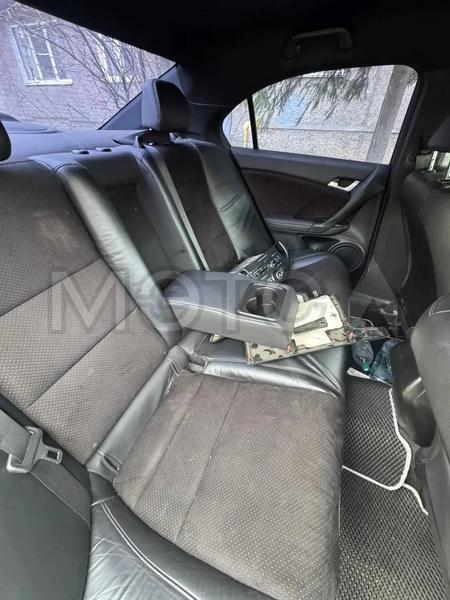 Honda Accord 2011, фото 7