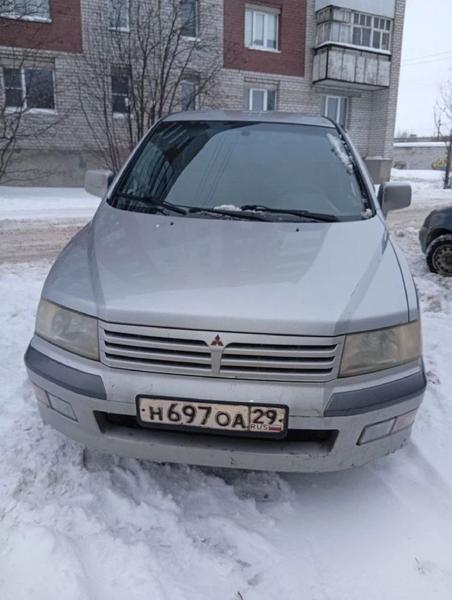 Mitsubishi Space Wagon 2003, фото 2