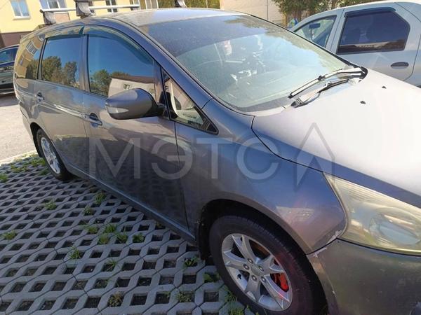 Mitsubishi Grandis 2008, фото 2