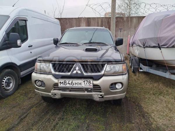 Mitsubishi Pajero 1998, фото 3