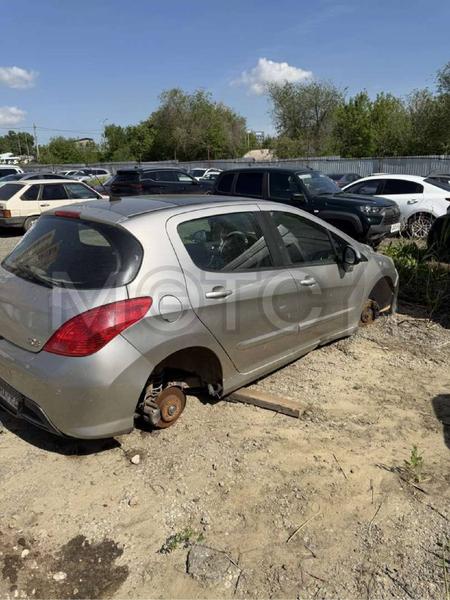Mitsubishi Lancer 2000, фото 4