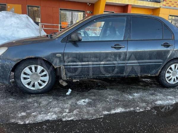 Mitsubishi Lancer 2004, фото 2