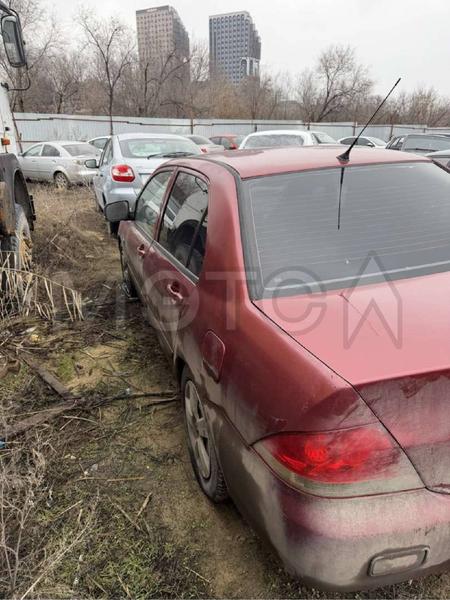 Mitsubishi Lancer 2004, фото 3