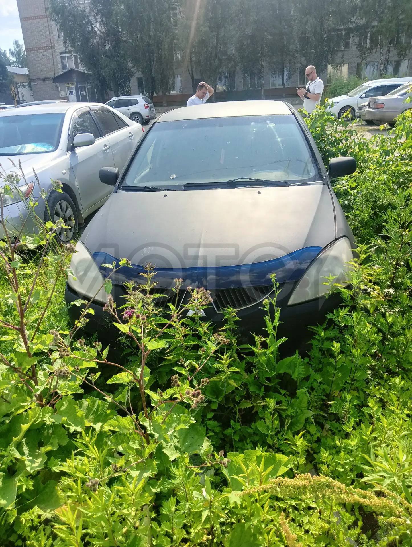 Mitsubishi Lancer