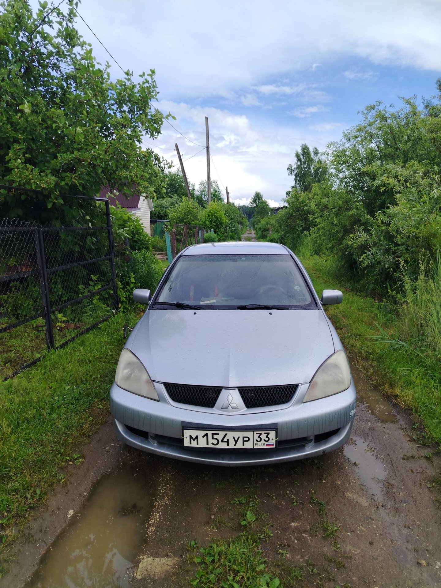 Mitsubishi Lancer