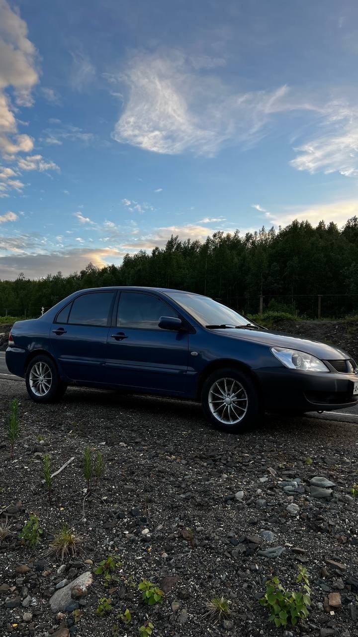 Mitsubishi Lancer