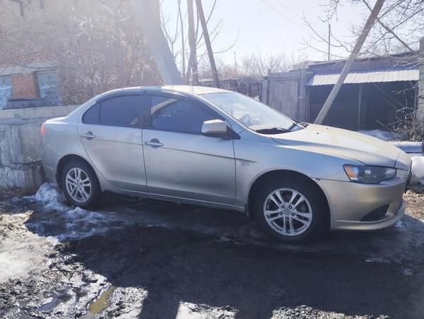 Mitsubishi Lancer 2011, фото 4