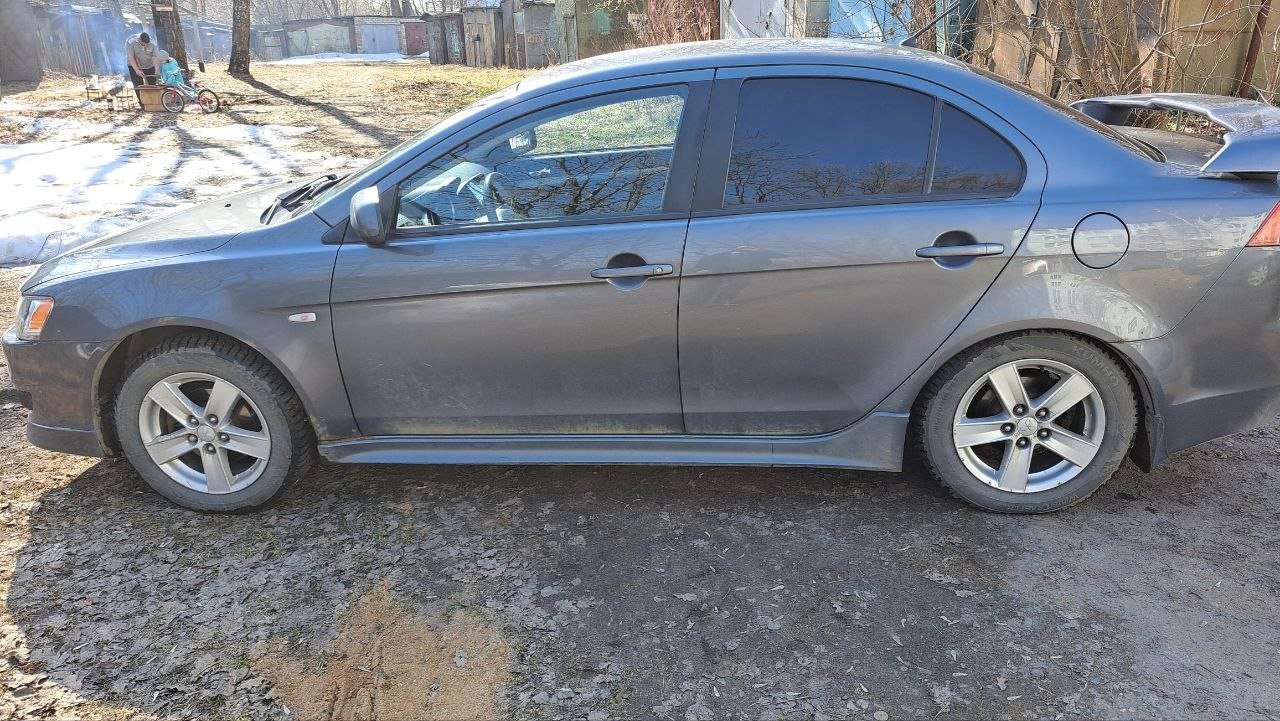 Mitsubishi Lancer