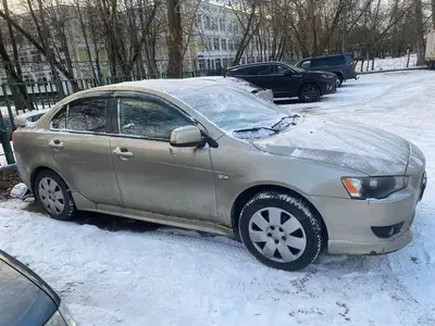 Mitsubishi Lancer