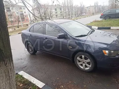 Mitsubishi Lancer