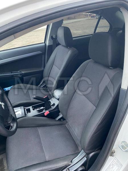 Mitsubishi Lancer 2010, фото 6