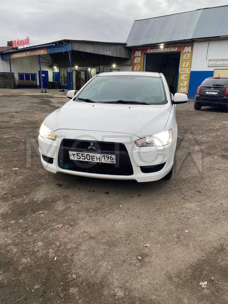 Mitsubishi Lancer 2010, фото 2
