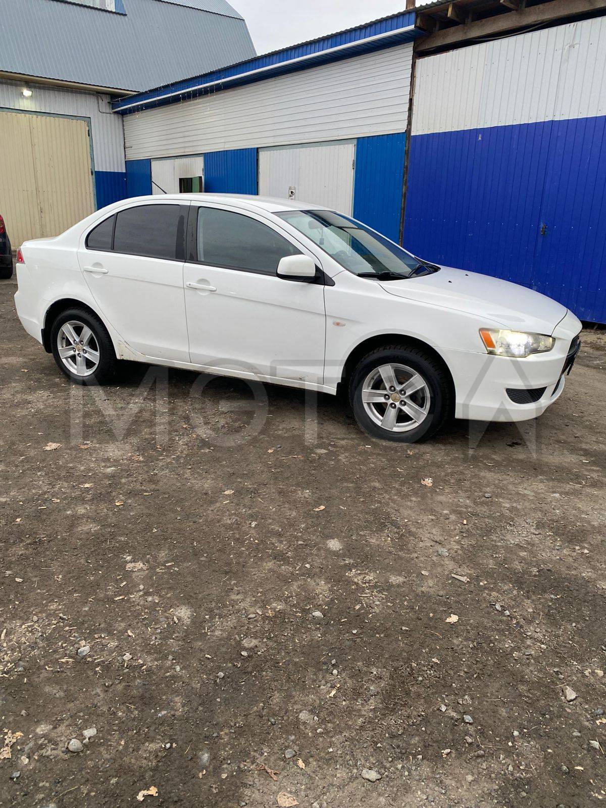 Mitsubishi Lancer