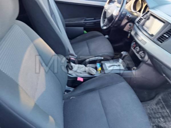 Mitsubishi Lancer 2010, фото 2