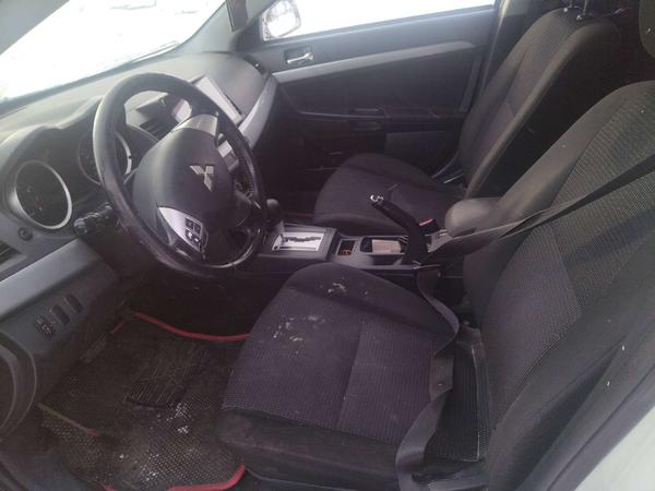 Mitsubishi Lancer 2010, фото 6