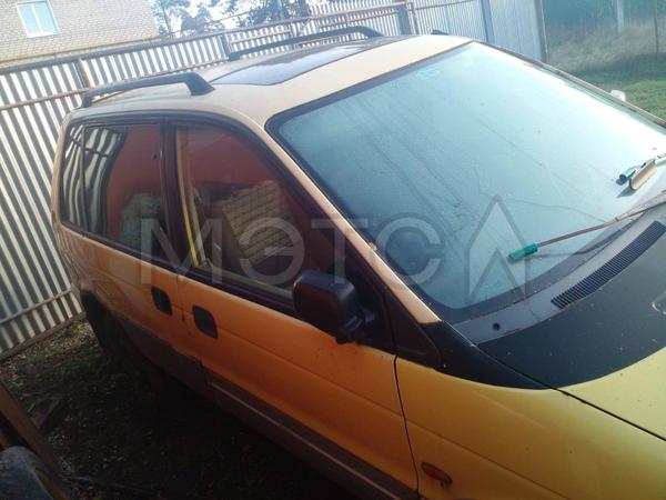 Mitsubishi Space Runner 1996, фото 4