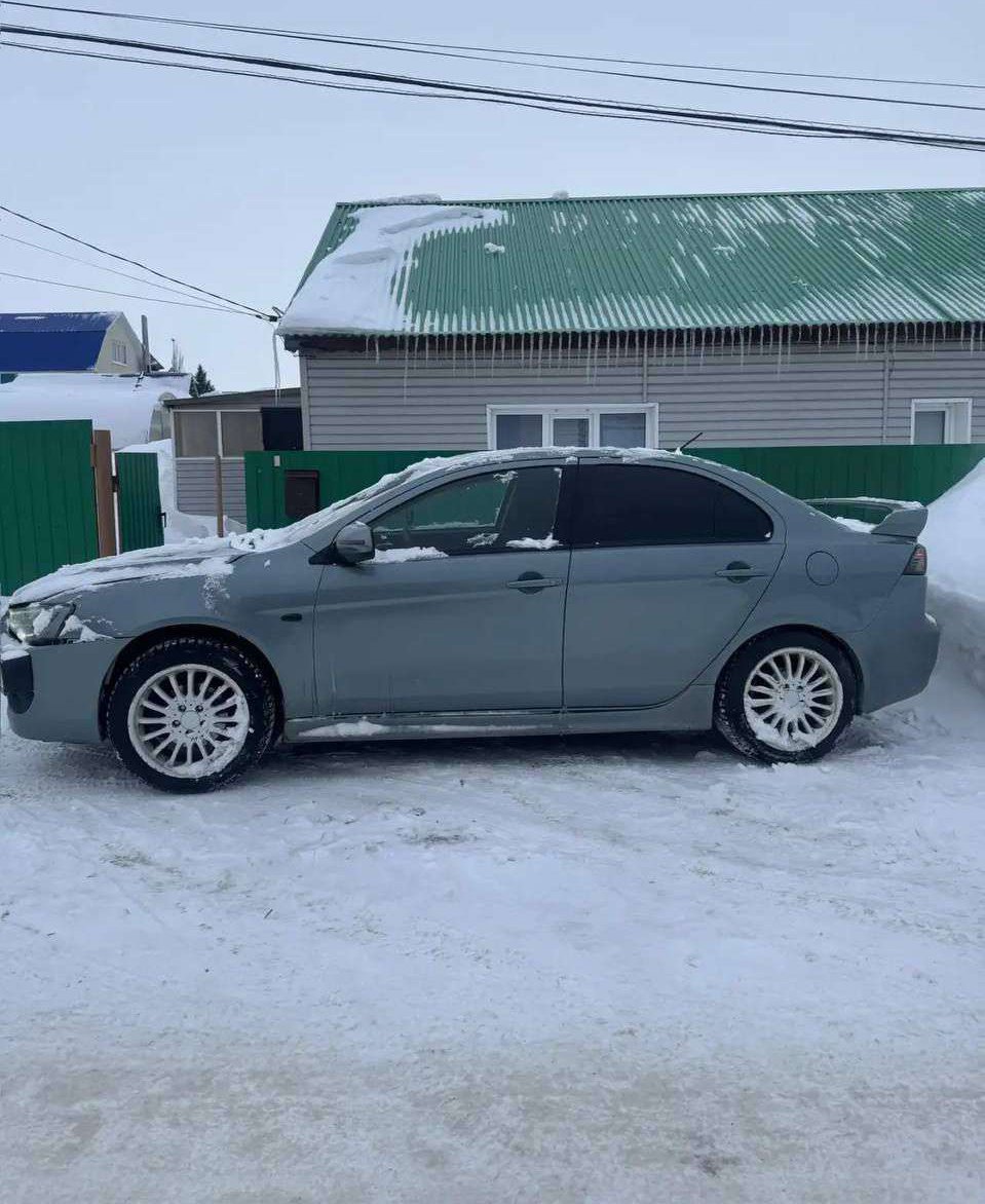 Mitsubishi Lancer