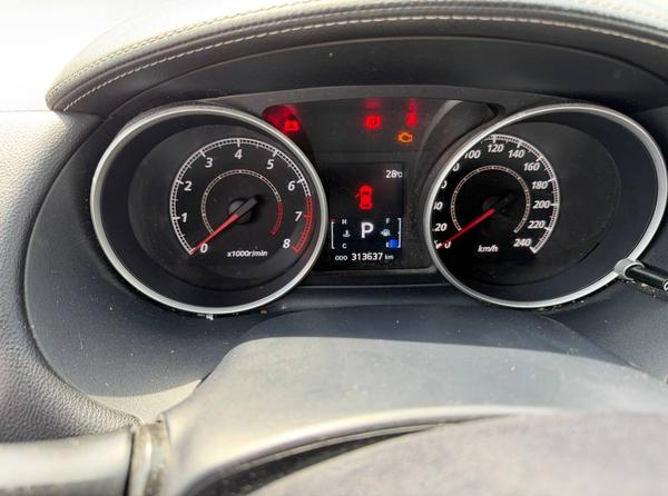 Mitsubishi Outlander 2010, фото 7
