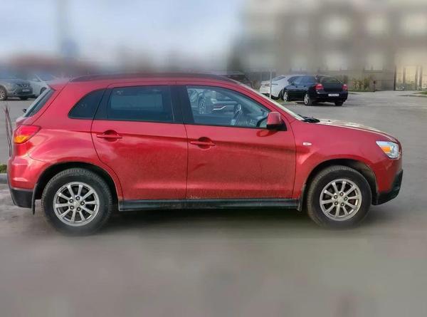 Mitsubishi ASX 2011, фото 3