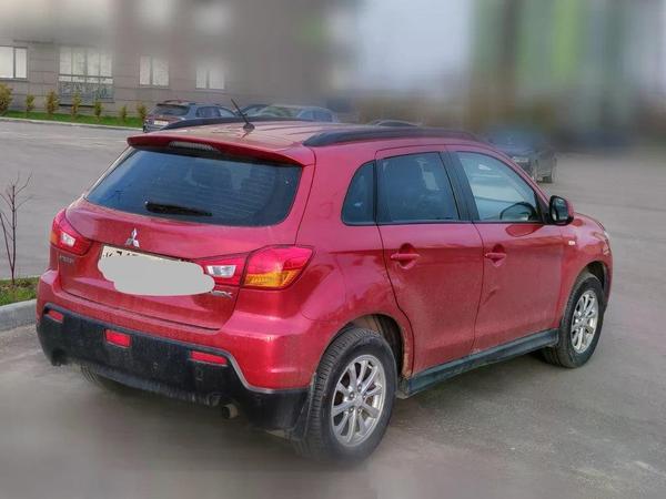Mitsubishi ASX 2011, фото 2