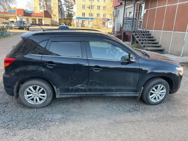 Mitsubishi ASX 2012, фото 4