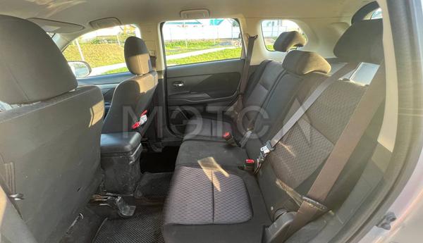 Mitsubishi Outlander 2012, фото 19