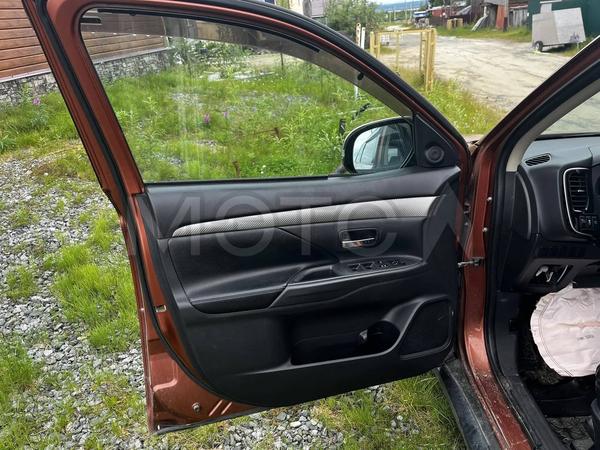 Mitsubishi Outlander 2012, фото 12