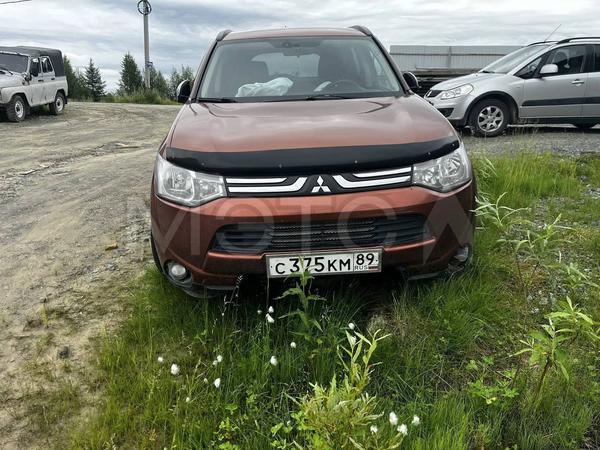Mitsubishi Outlander 2012, фото 2