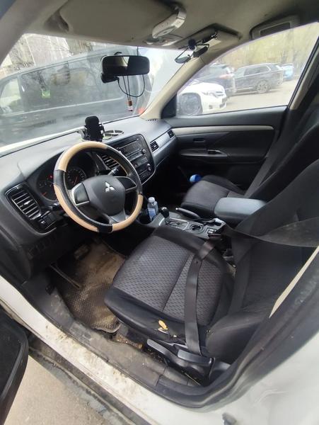 Mitsubishi Outlander 2013, фото 14