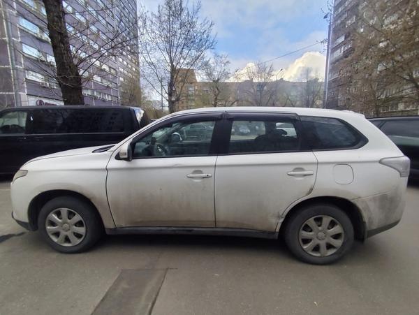 Mitsubishi Outlander 2013, фото 2