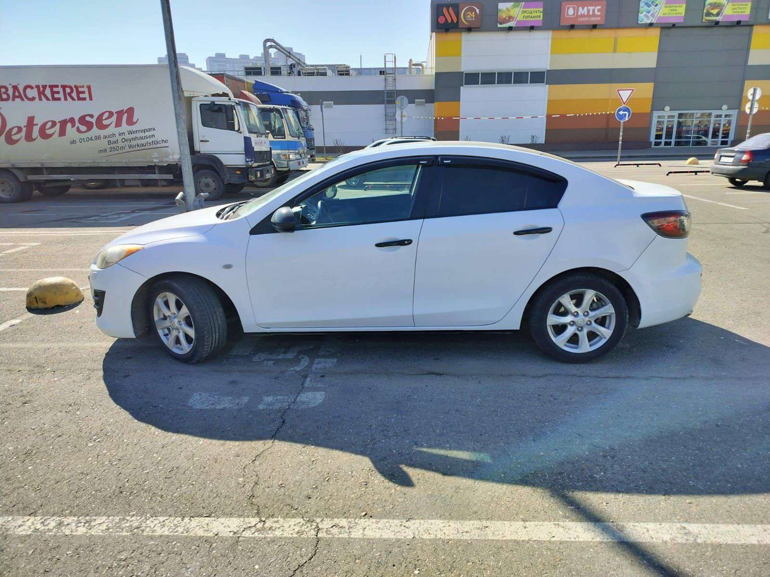 Mazda 3