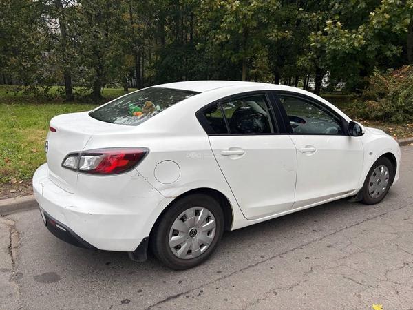 Mazda 3 2011, фото 4