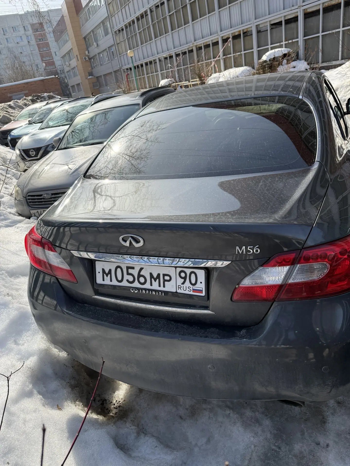 Infiniti M37
