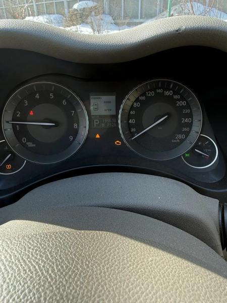 Infiniti M37 2010, фото 2