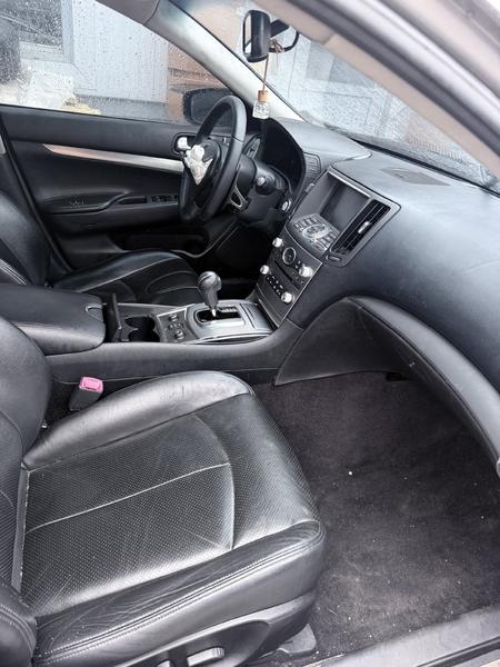 Infiniti G37 2010, фото 5