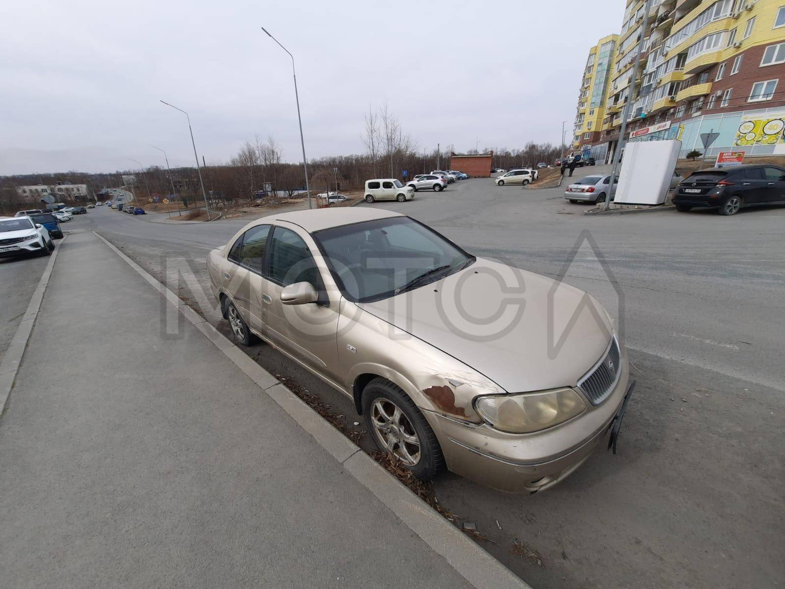 Nissan Sunny