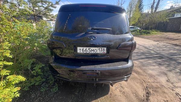 Infiniti QX56 2010, фото 3