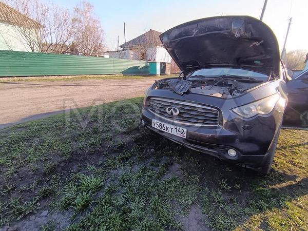 Infiniti FX35 2009, фото 2