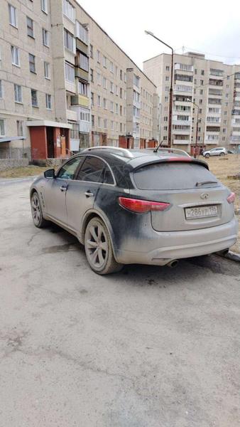 Infiniti FX35 2009, фото 2