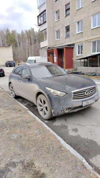 Infiniti FX35 2009, фото 3