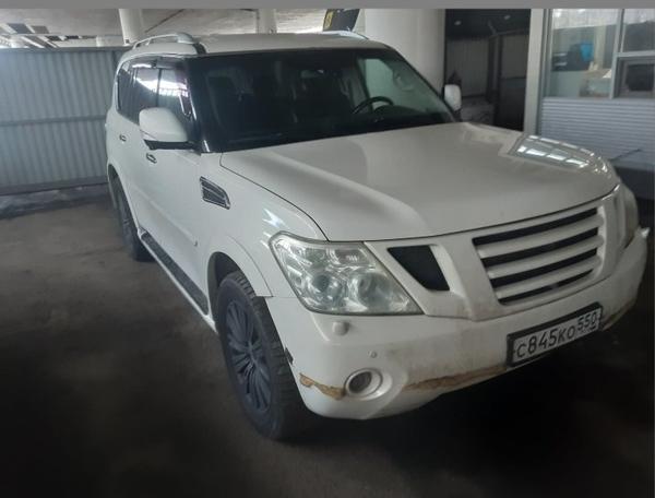 Nissan Patrol 2011, фото 4