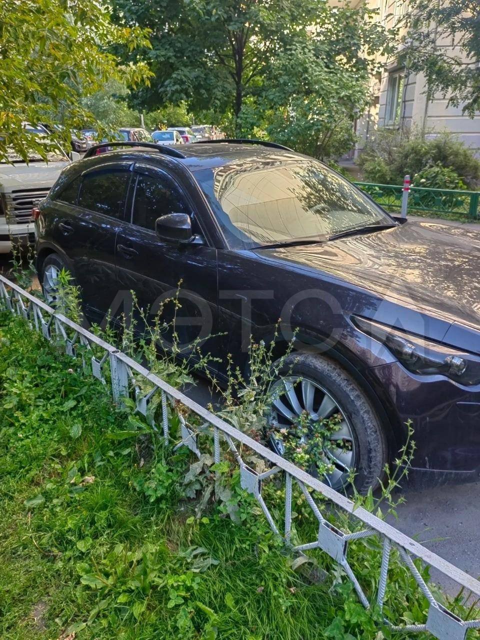 Infiniti FX50