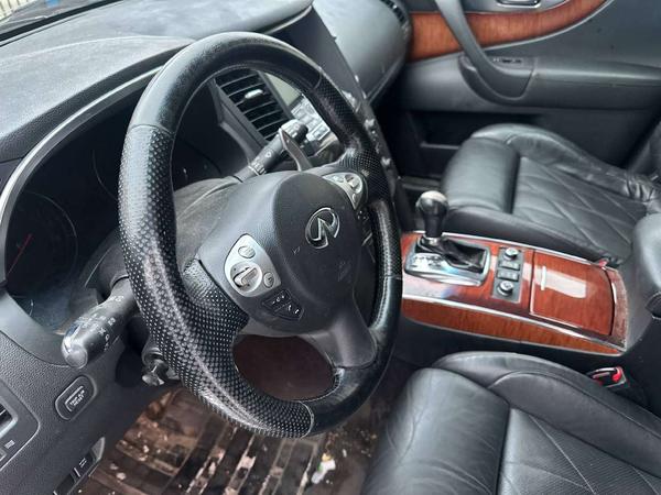 Infiniti FX37 2010, фото 8
