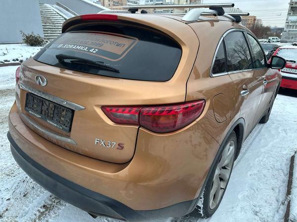 Infiniti FX37 2010, фото 4