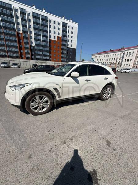Infiniti QX70 2017, фото 3